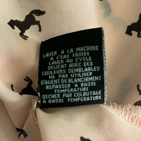 Seduction Pink Blouse Black Horse Print Women’s M Long Sleeve Horses - Picture 11 of 11